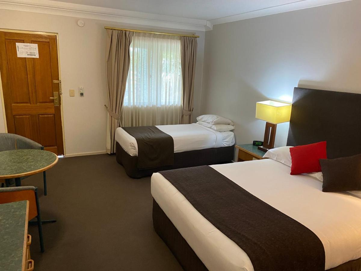 Puffers Inn Loganholme Екстериор снимка