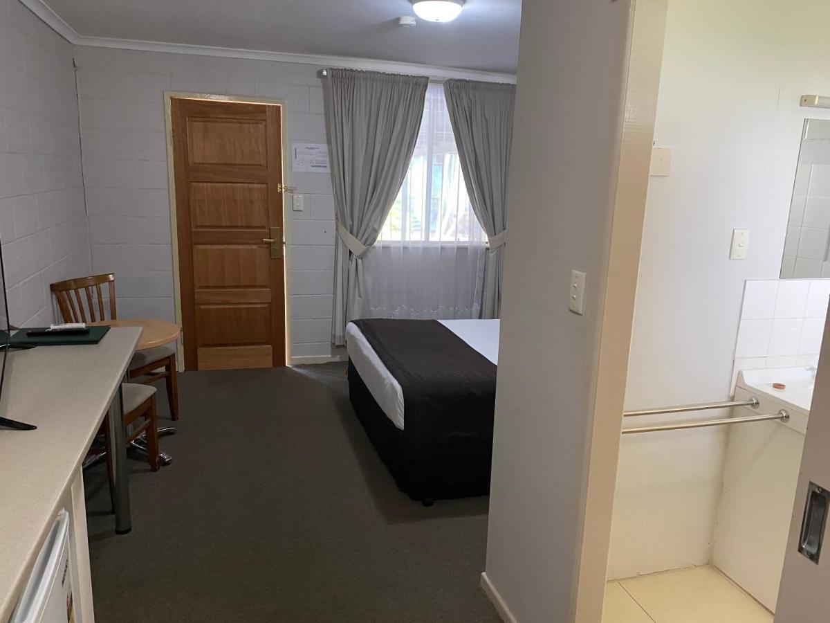 Puffers Inn Loganholme Екстериор снимка