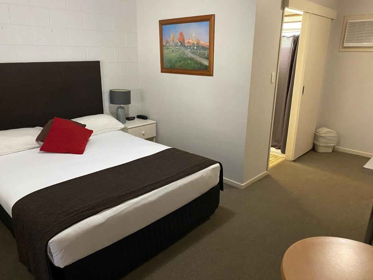 Puffers Inn Loganholme Екстериор снимка