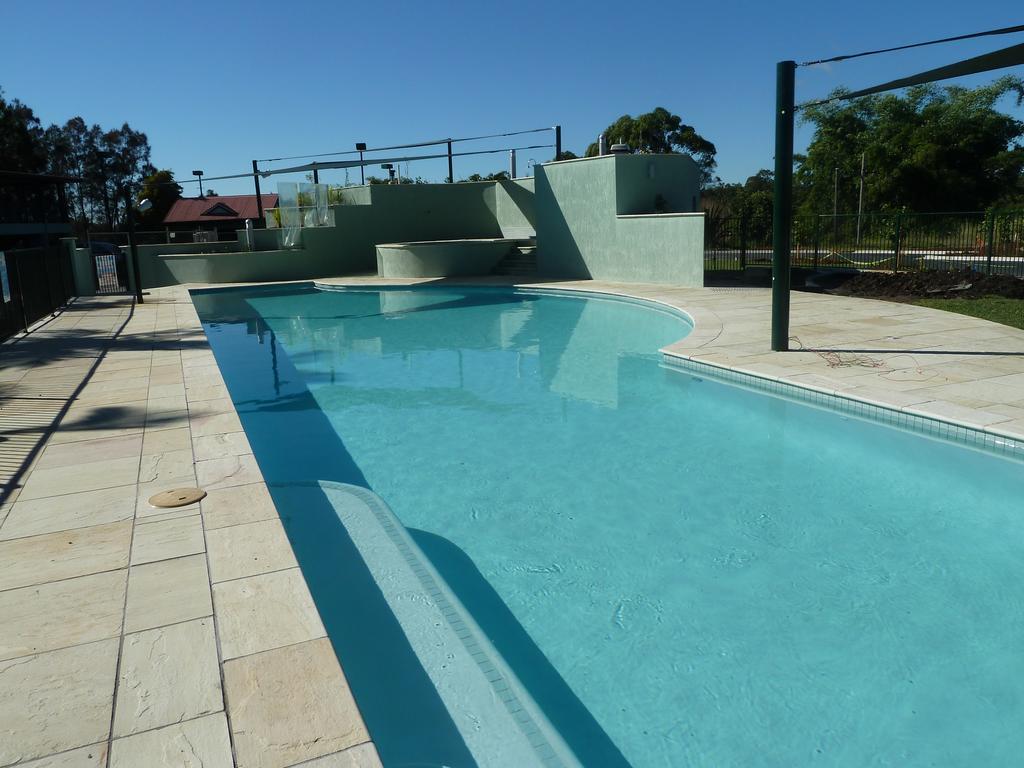 Puffers Inn Loganholme Екстериор снимка