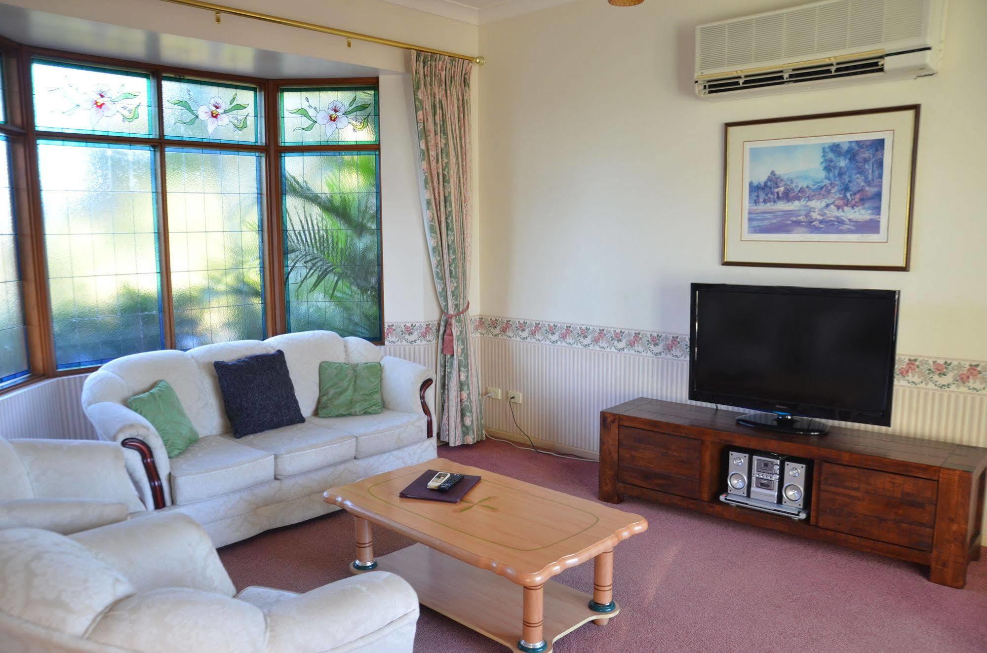 Puffers Inn Loganholme Екстериор снимка