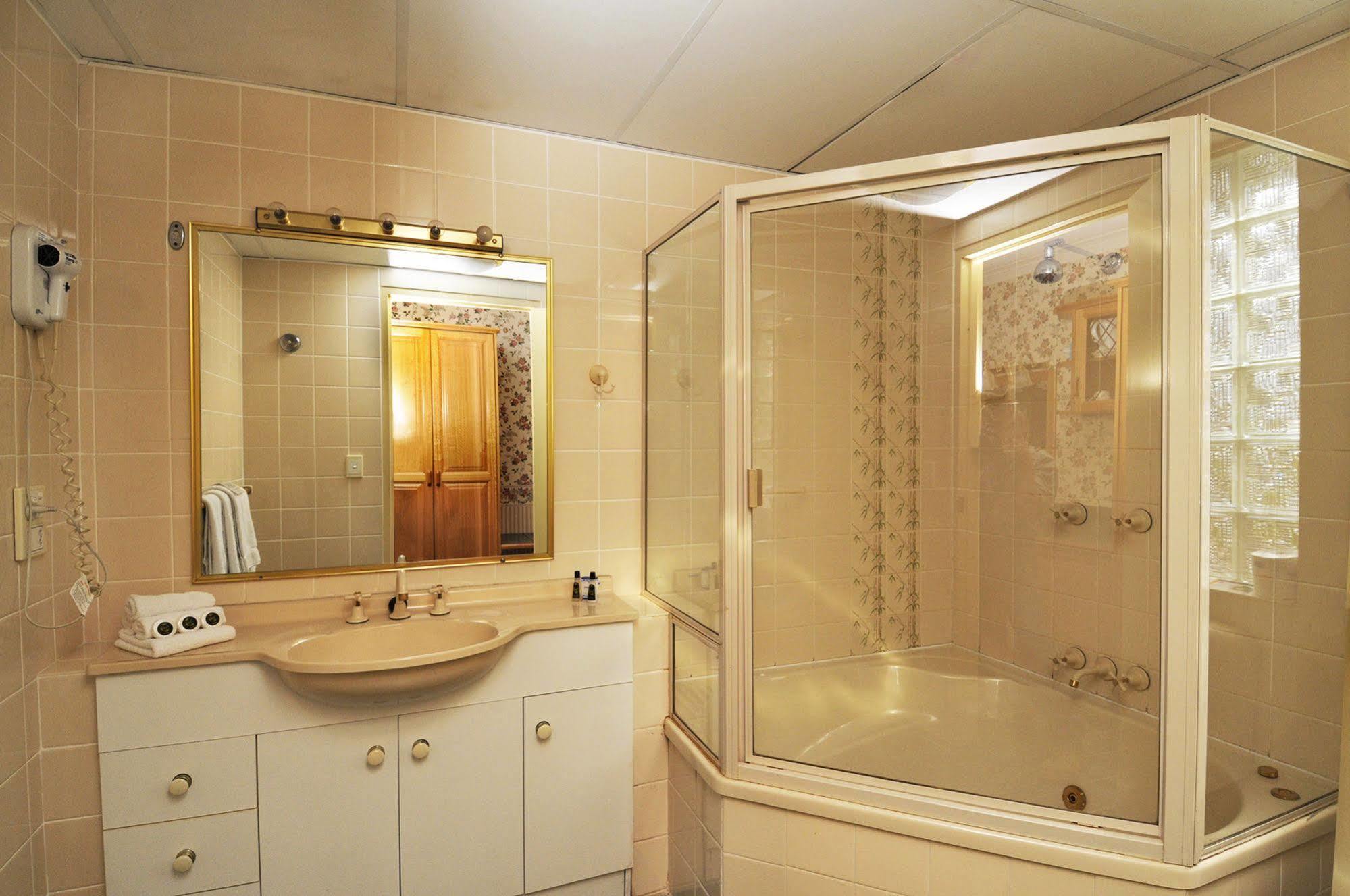 Puffers Inn Loganholme Екстериор снимка