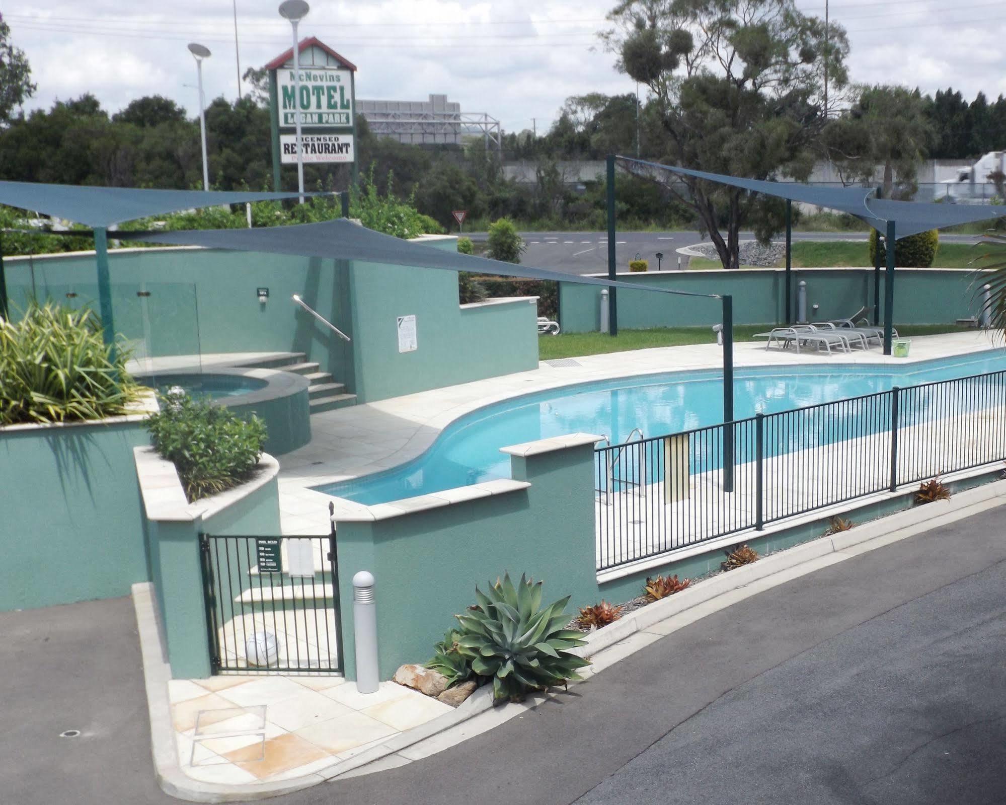 Puffers Inn Loganholme Екстериор снимка