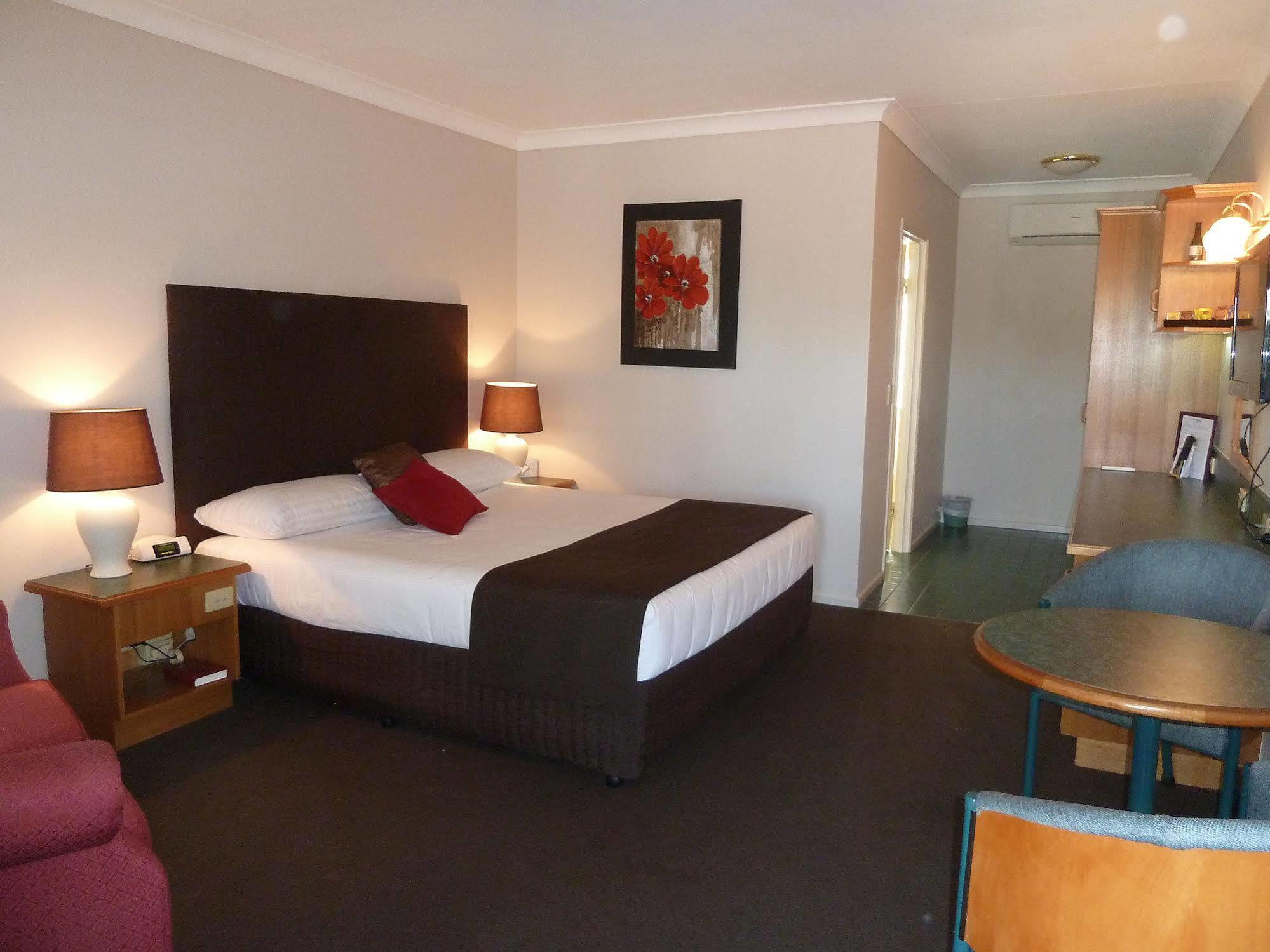 Puffers Inn Loganholme Екстериор снимка
