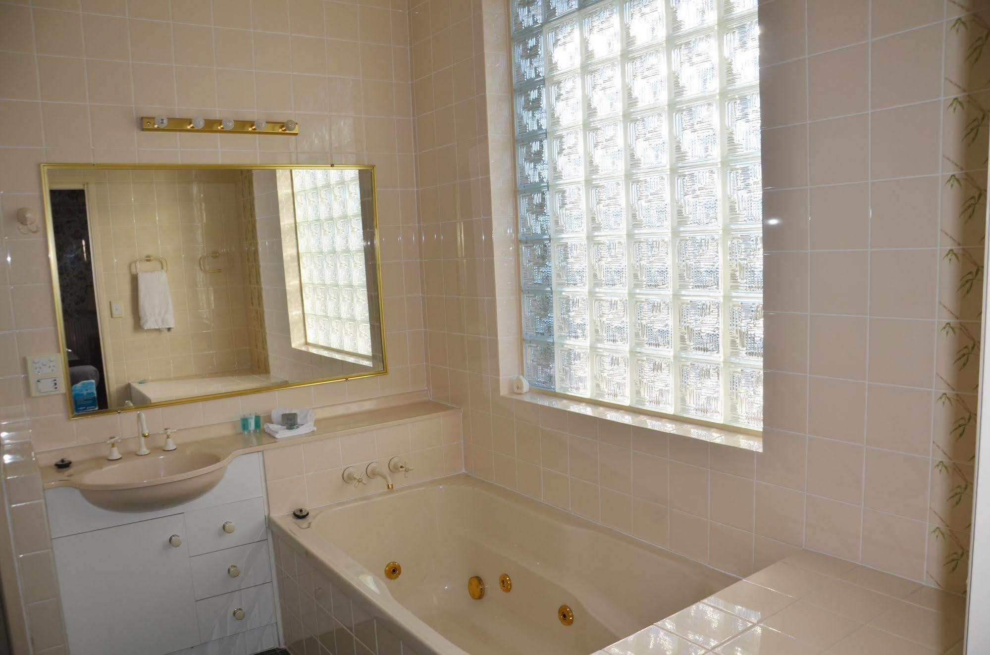 Puffers Inn Loganholme Екстериор снимка